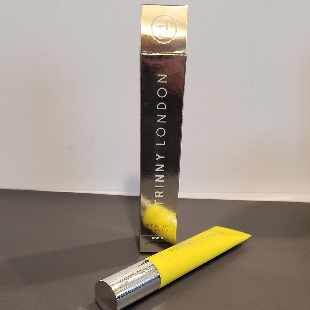 NIB Trinny London BFF ALL DAY Foundation 1.01fl Oz- Annie
